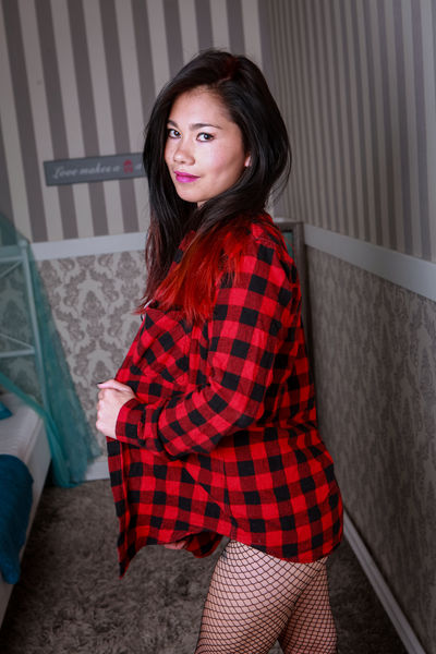 Miss Lin Lace - Escort Girl from Palmdale California
